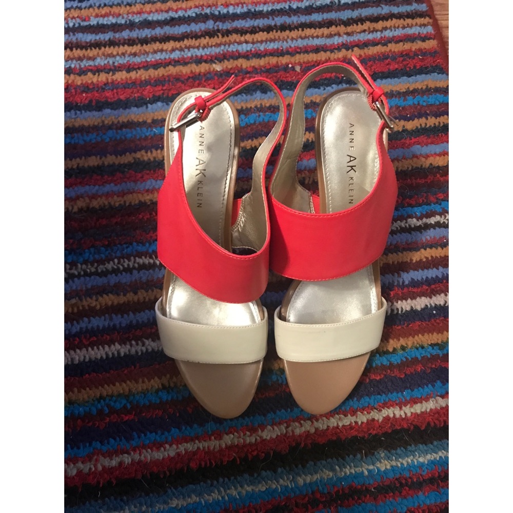 🌷Anne Klein🌷Sandals with heel size 9.5!